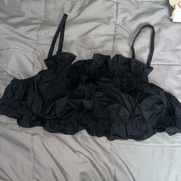 Black Ruffled Crop Top - Picture 3 of 4
